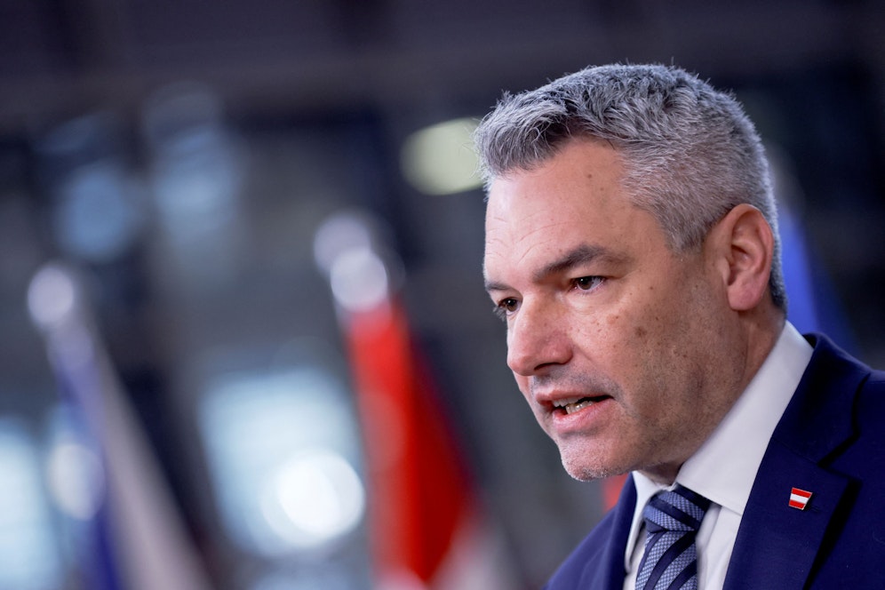 Will die EU-Abschlusserklärung blockieren, wenn es keine konkreten Migrations-Maßnahmen gibt: Bundeskanzler Karl Nehammer (ÖVP).
