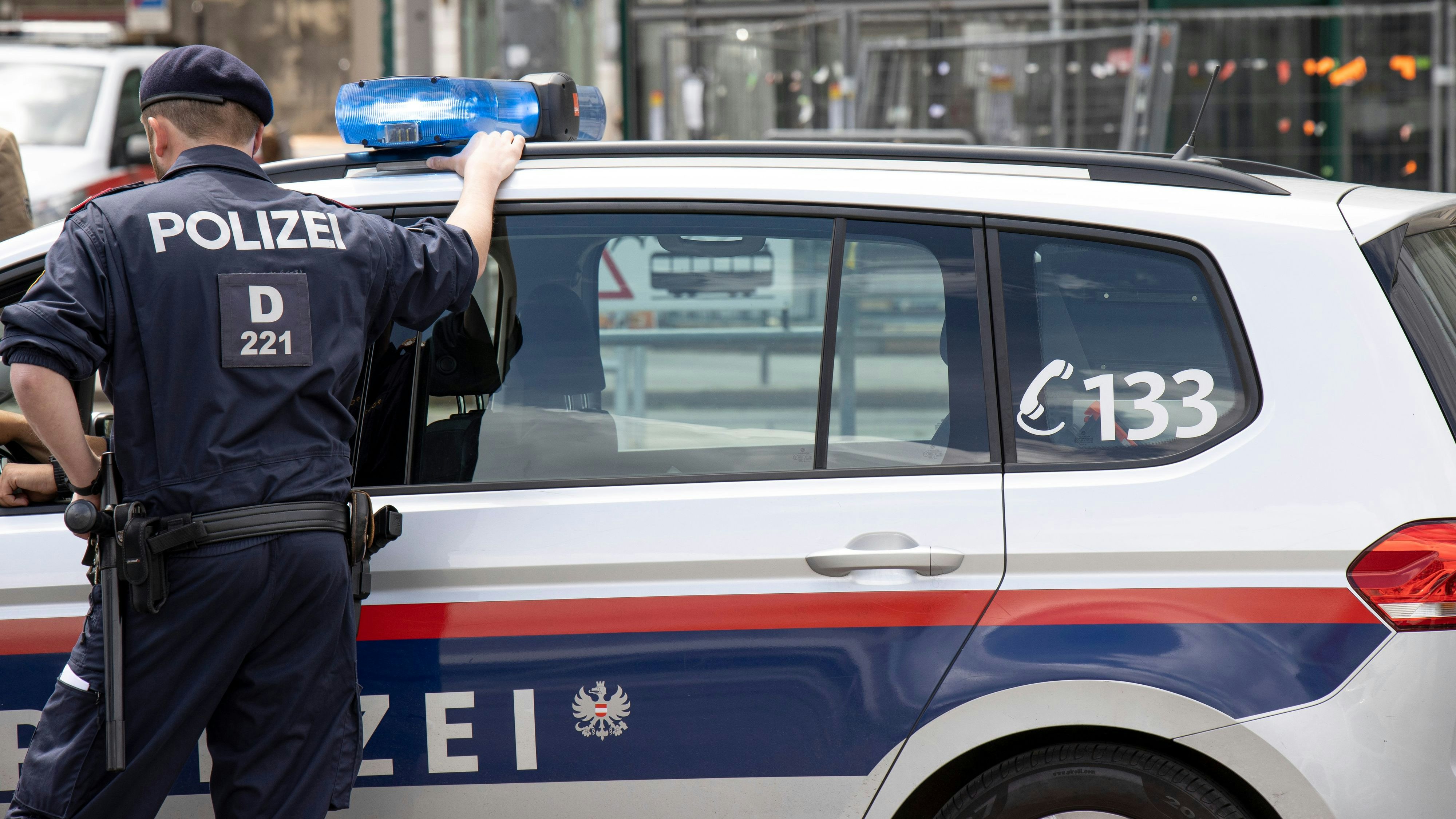 Die Wiener Polizei beobachtet ein erhöhtes Aufkommen an Betrugsversuchen durch "falsche Polizisten".