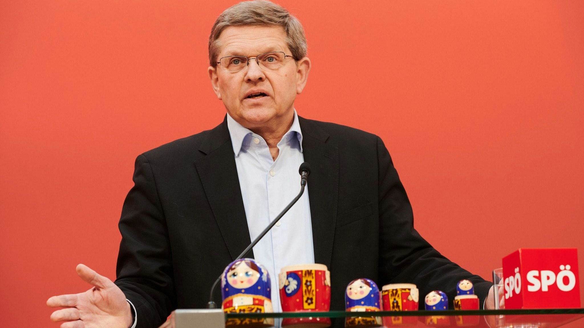 SP-Deutsch nahm Matrojschka auseinander