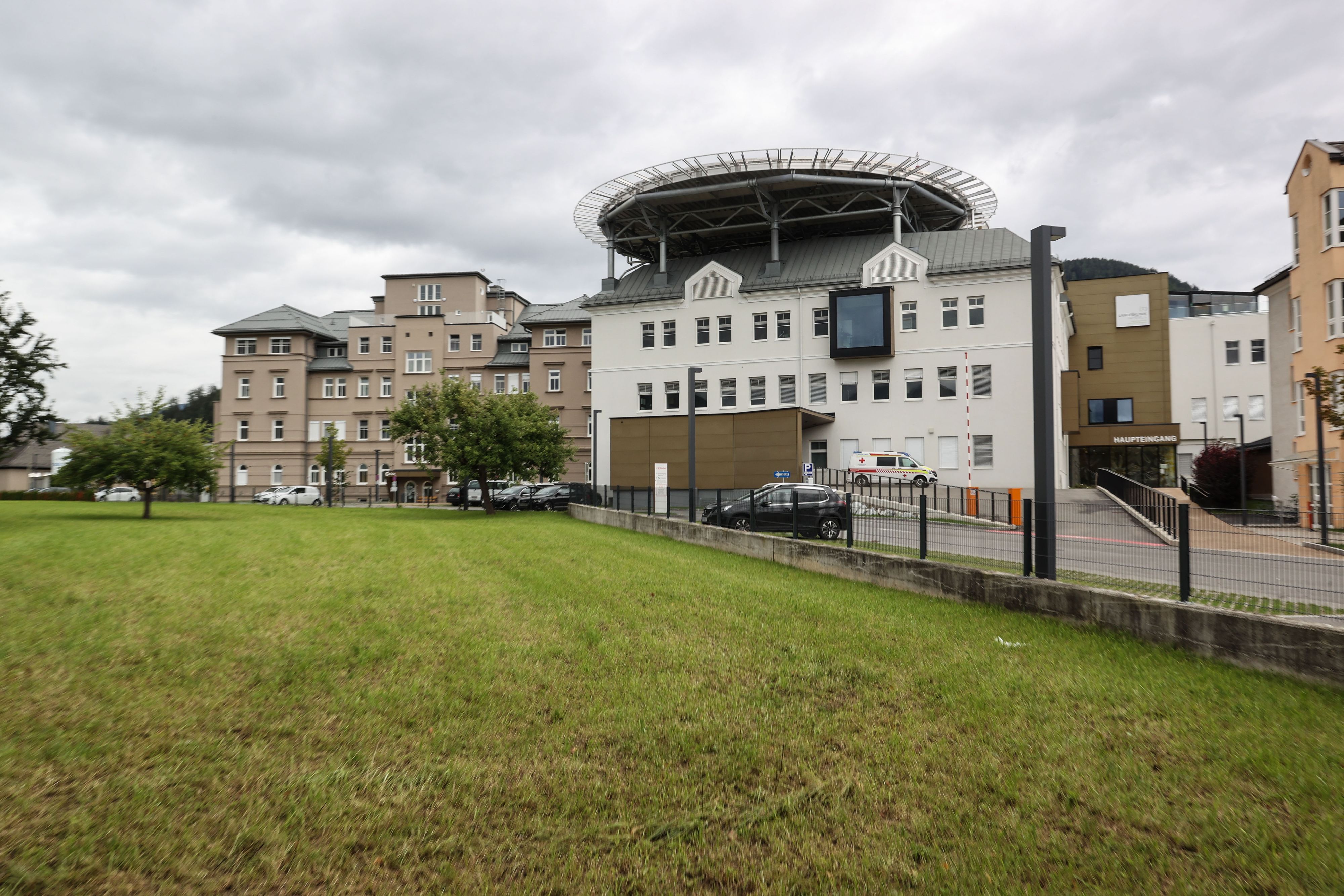 Das Tamsweger Krankenhaus erklärt die Maßnahme mit Personalnot und dem Versorgungsauftrag.