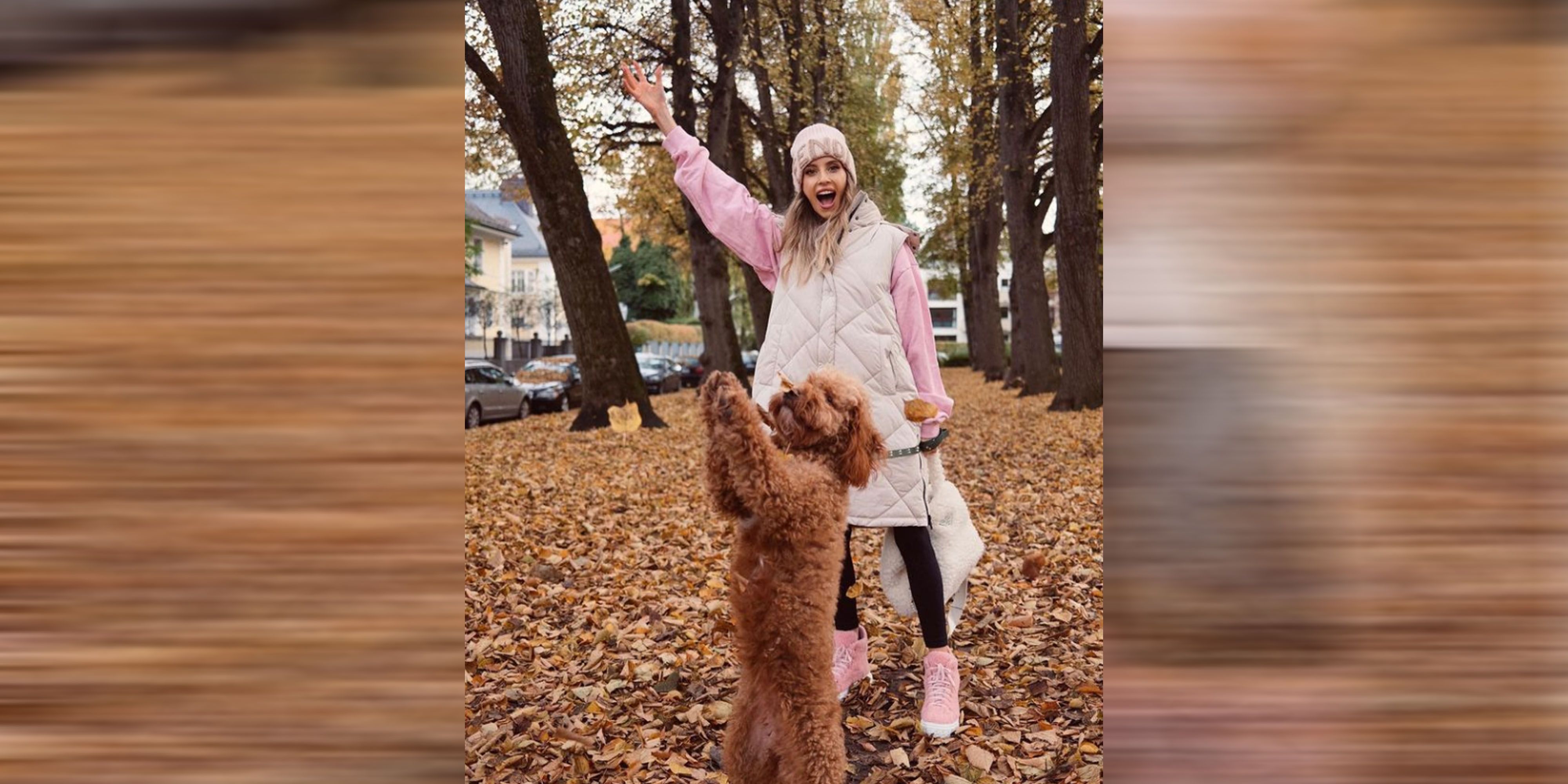 Pudeldame Moon war immer an Cathys Seite.