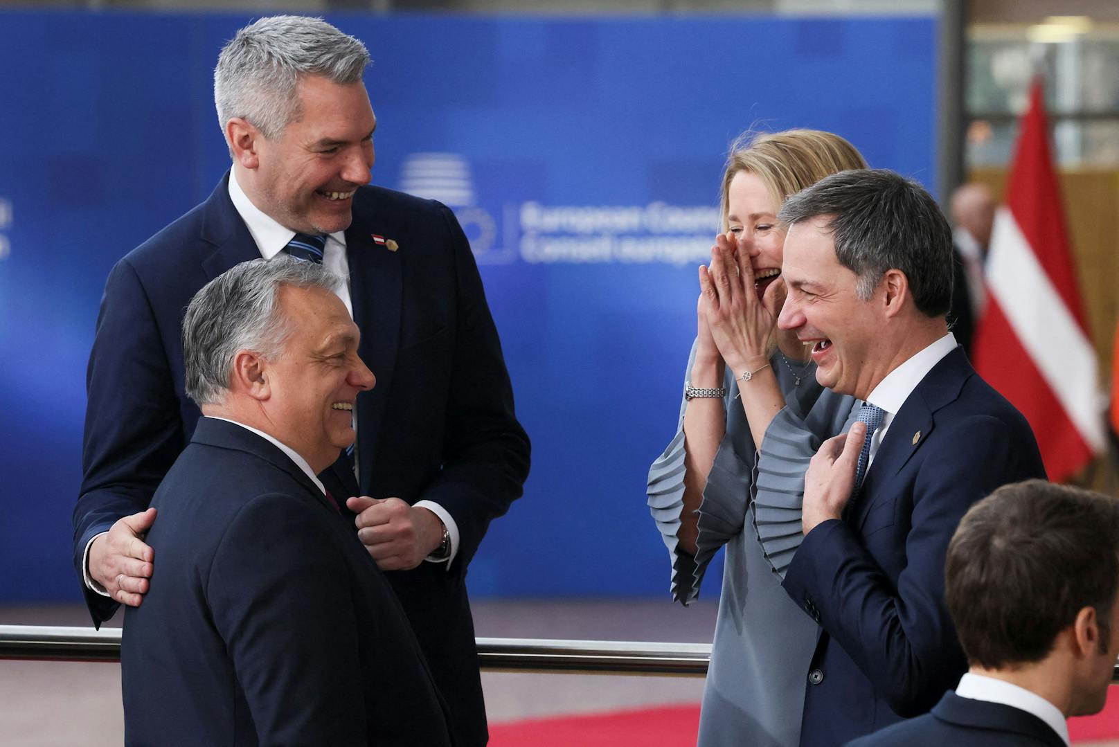 Ziemlich beste Freunde? Estlands Premierministerin Kaja Kallas, Belgiens Premierminister Alexander De Croo, Ungarns Premierminister Viktor Orban und Österreichs Bundeskanzler Karl Nehammer.