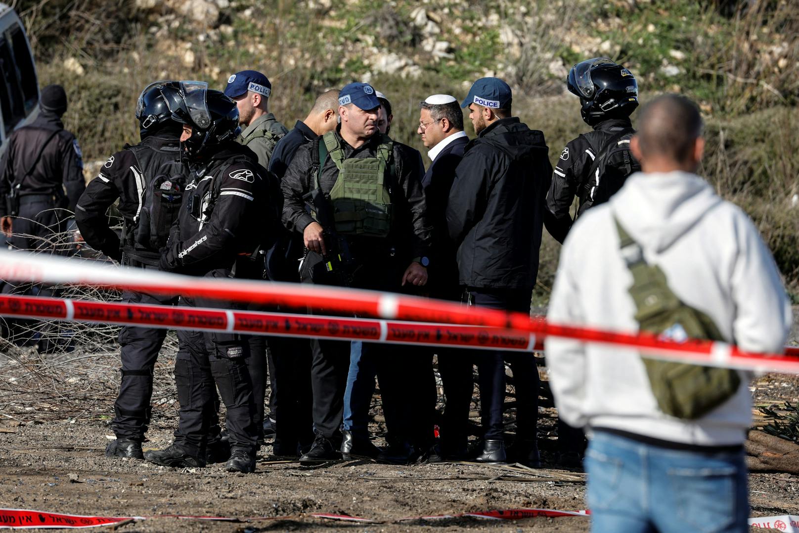 Laut der israelischen Polizei wurde der palästinensische Fahrer bei dem mutmaßlichen Terrorangriff "neutralisiert".