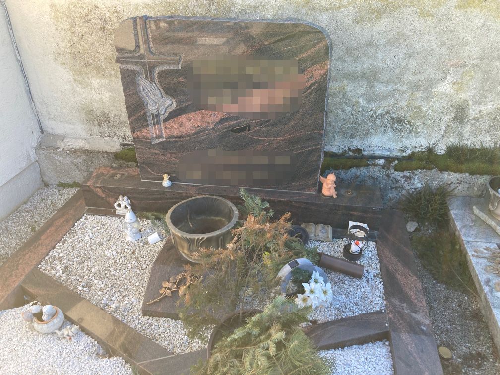 Unbekannte verwüsteten 54 Grabstellen.