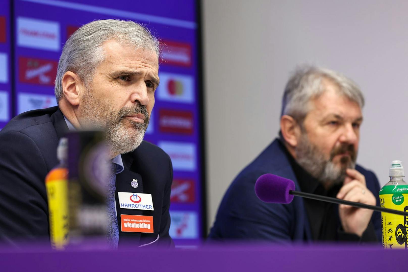 Die beiden Austria-Vorstände Gerhard Krisch und Jürgen Werner sprechen über die Bundesliga-Lizenzerteilung. 