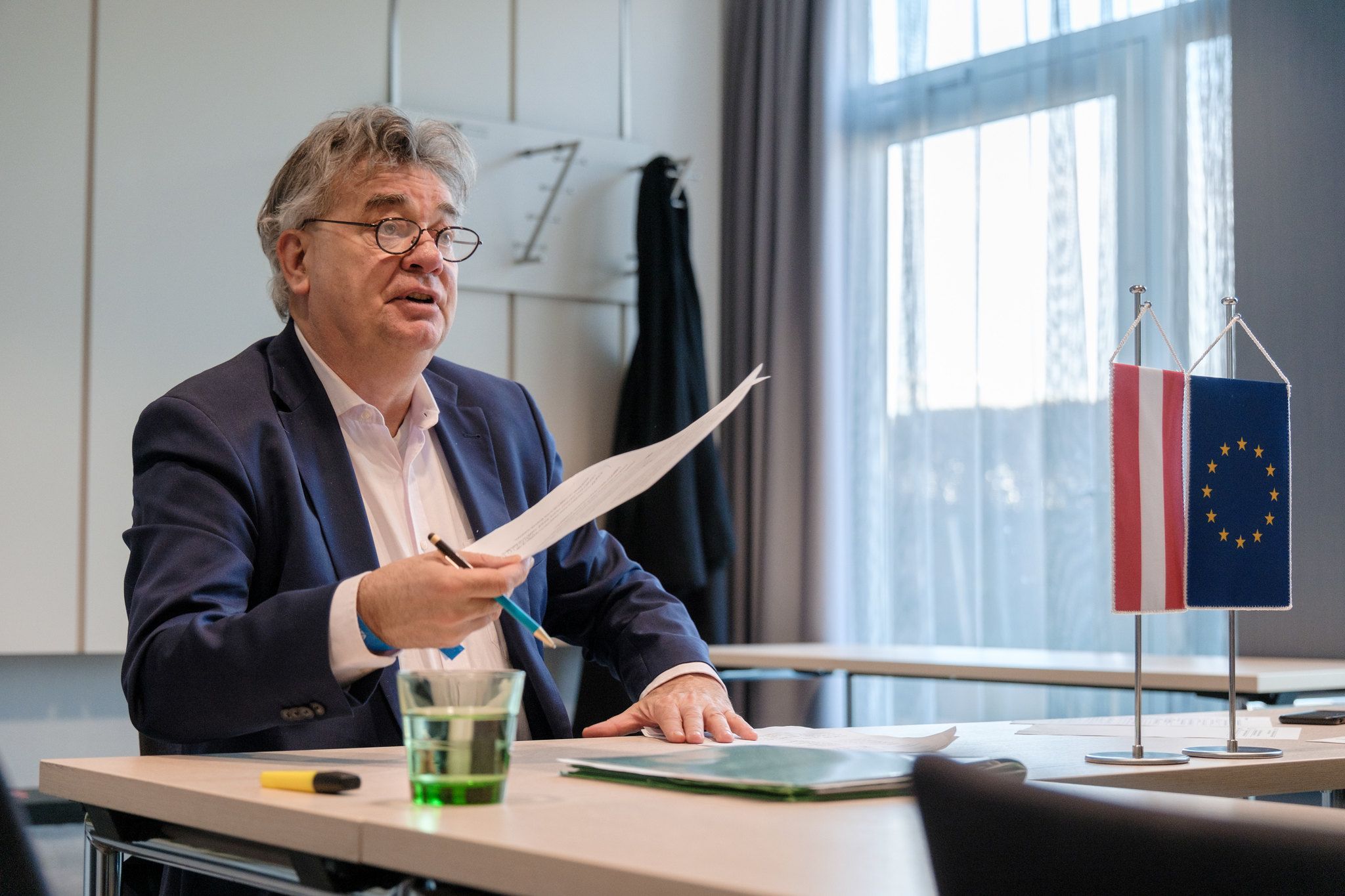 Videokonferenz von Vizekanzler und Sportminister Kogler mit dem ukrainischen Präsidenten Selenskyj