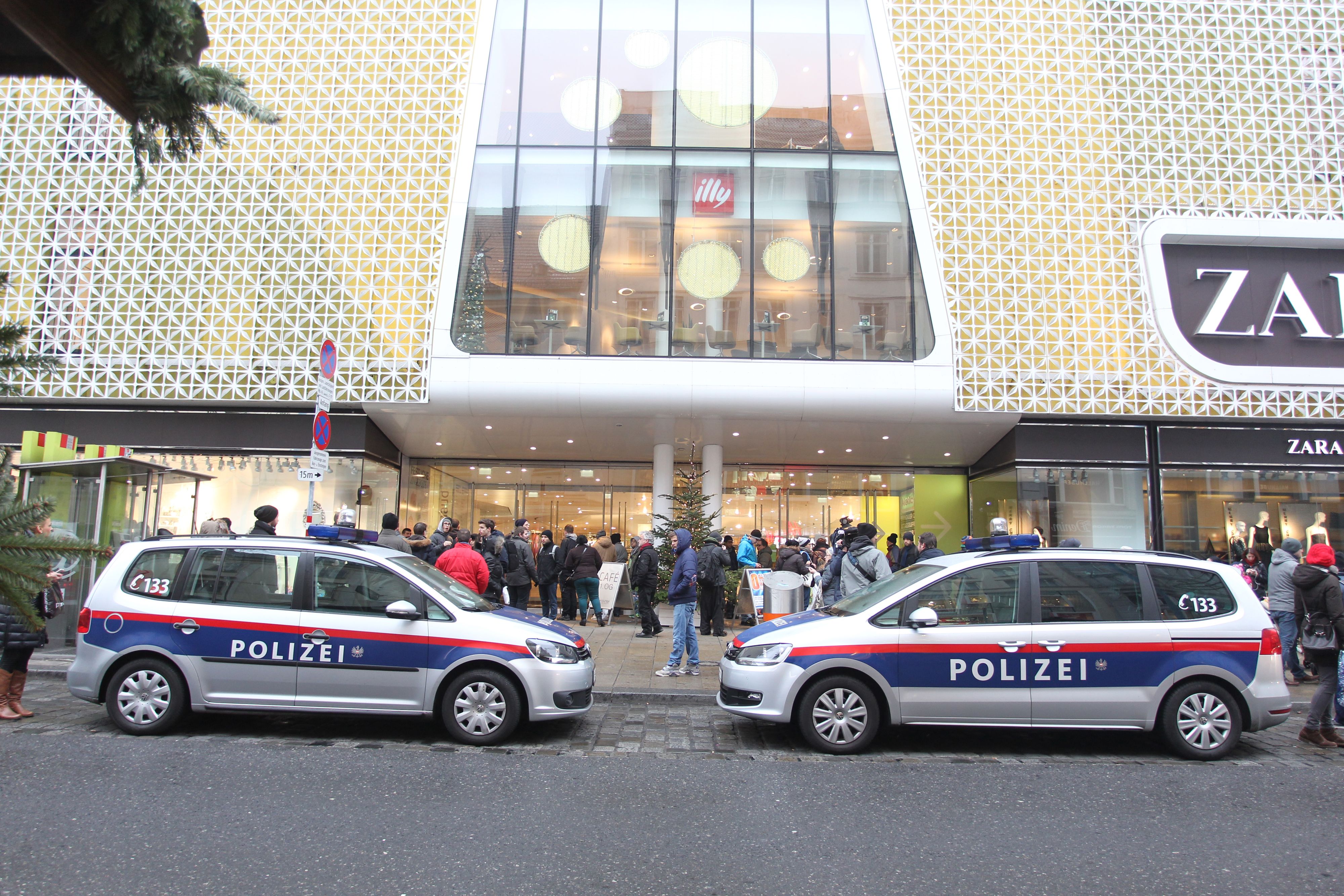 Auf der Mariahilfer Straße kam es zu einem Raubüberfall. (Symbolbild)