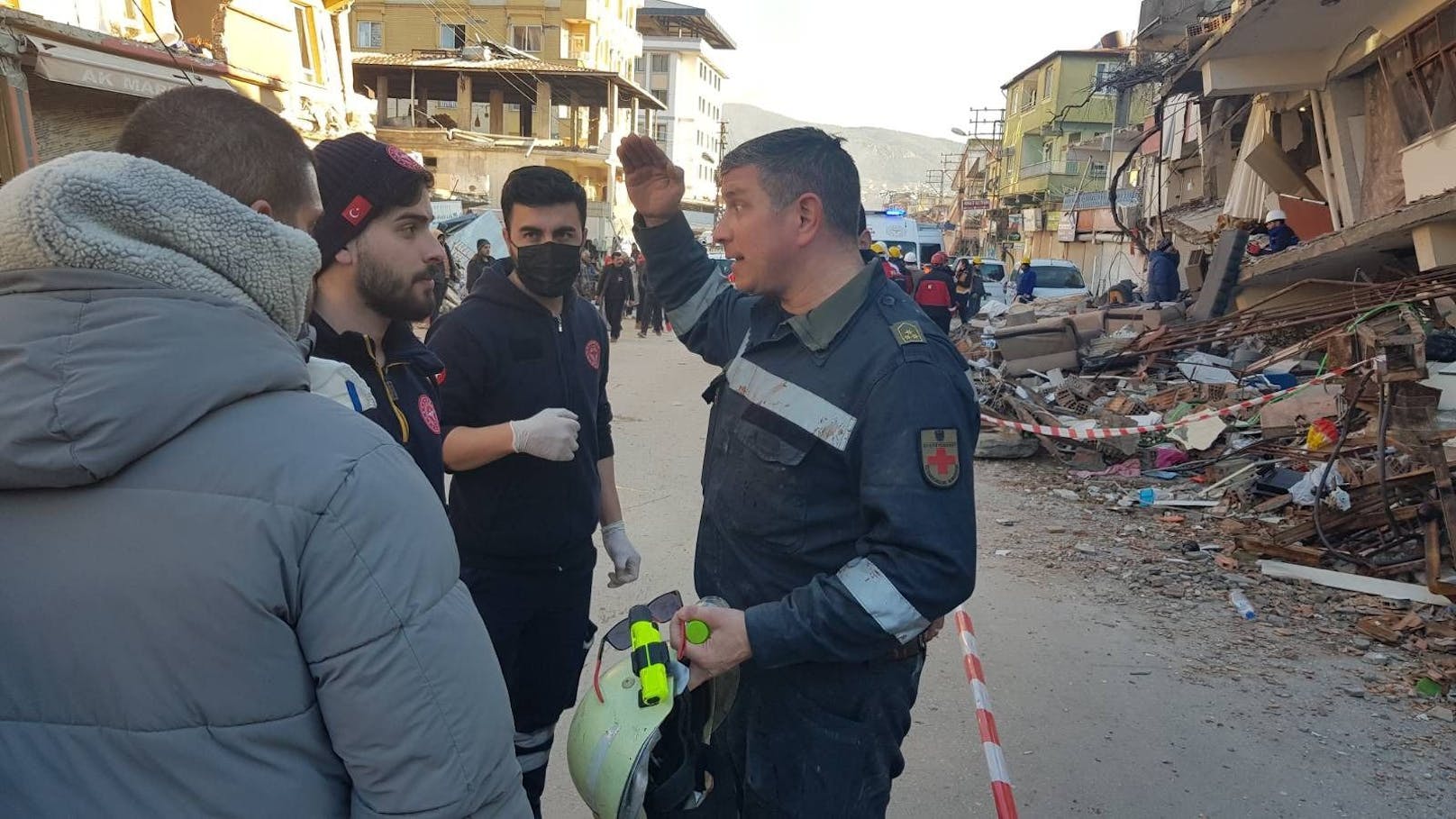 Einsatzkräfte der Bundesheer-Einheit "AFDRU" in der türkischen Provinz Hatay nach dem schweren Beben vom 6. Februar 2023.