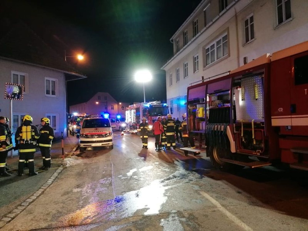 Die Retter konnten den Bewohner des Hauses leider nur noch tot bergen.