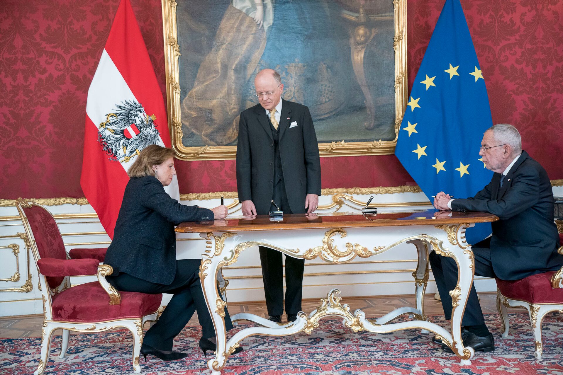 Tourismus-Staatssekräterin Susanne Kraus-Winkler mit Bundespräsident Alexander Van der Bellen