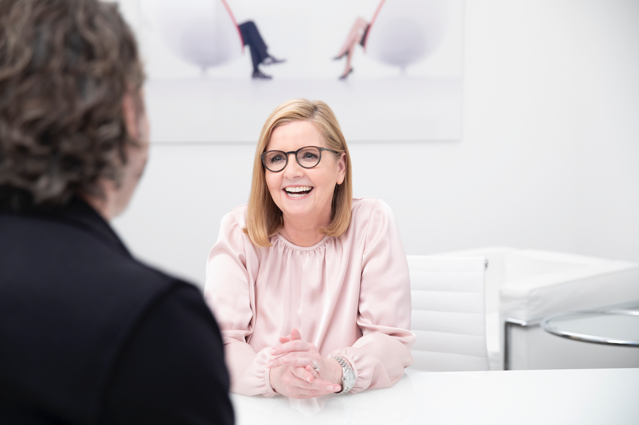 Eva Kinauer-Bechter stellt ihren Klienten drei Stunden lang sehr private Fragen. Danach weiß sie, was sie wissen muss, um ein funktionierendes Match zu arrangieren.