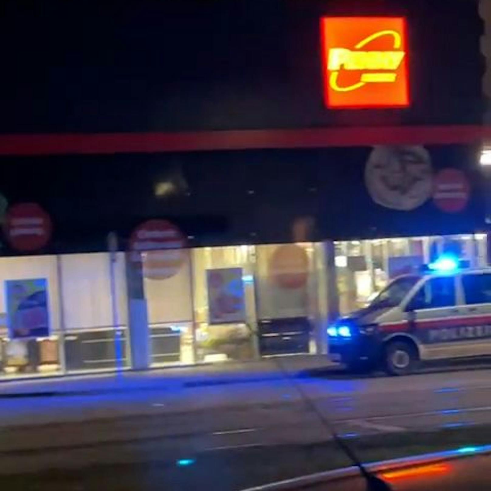 Großer Polizei-Einsatz nach Penny-Raub in der Donaustadt