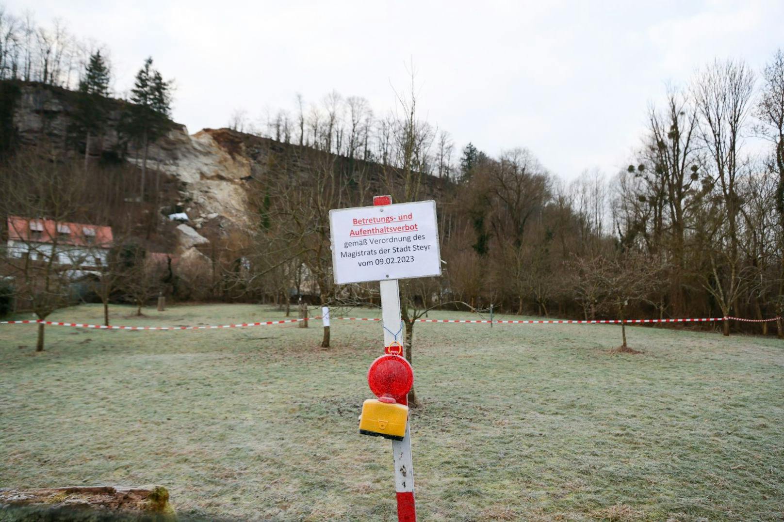 Am Donnerstag herrschte nahe der Unfallstelle in Steyr ein Betretungsverbot- und Aufenthaltsverbot.