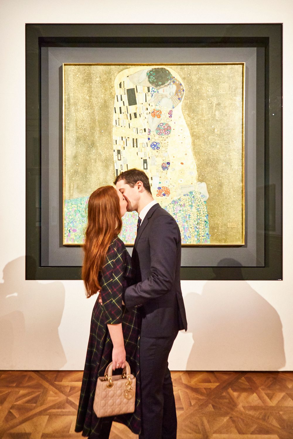 Der Moment eines jeden Paares wird von professionellen Fotografen festgehalten.