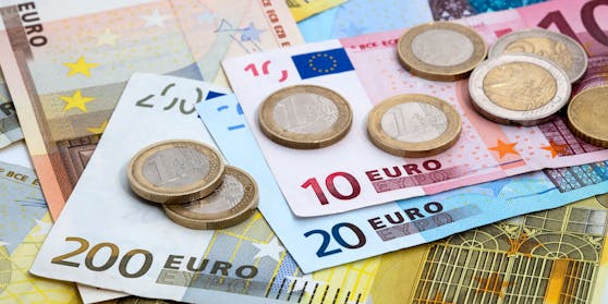 Bis zu einem Einkommen von 24.000 Euro, kann den Teuerungs-Absetzbetrag von 500 Euro geltend machen.