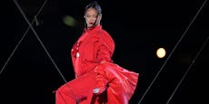 "War Zombie": Rihanna über ihre ersten Tage als Mutter