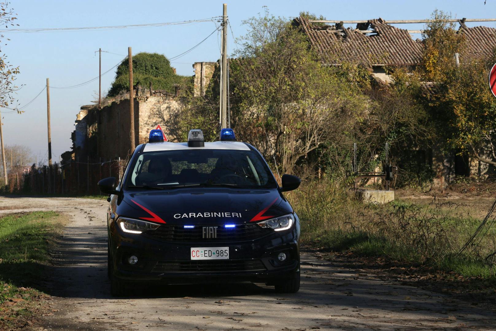 Der Tod einer 40-Jährigen stellt die italienische Polizei vor ein Rätsel. (Symbolbild)