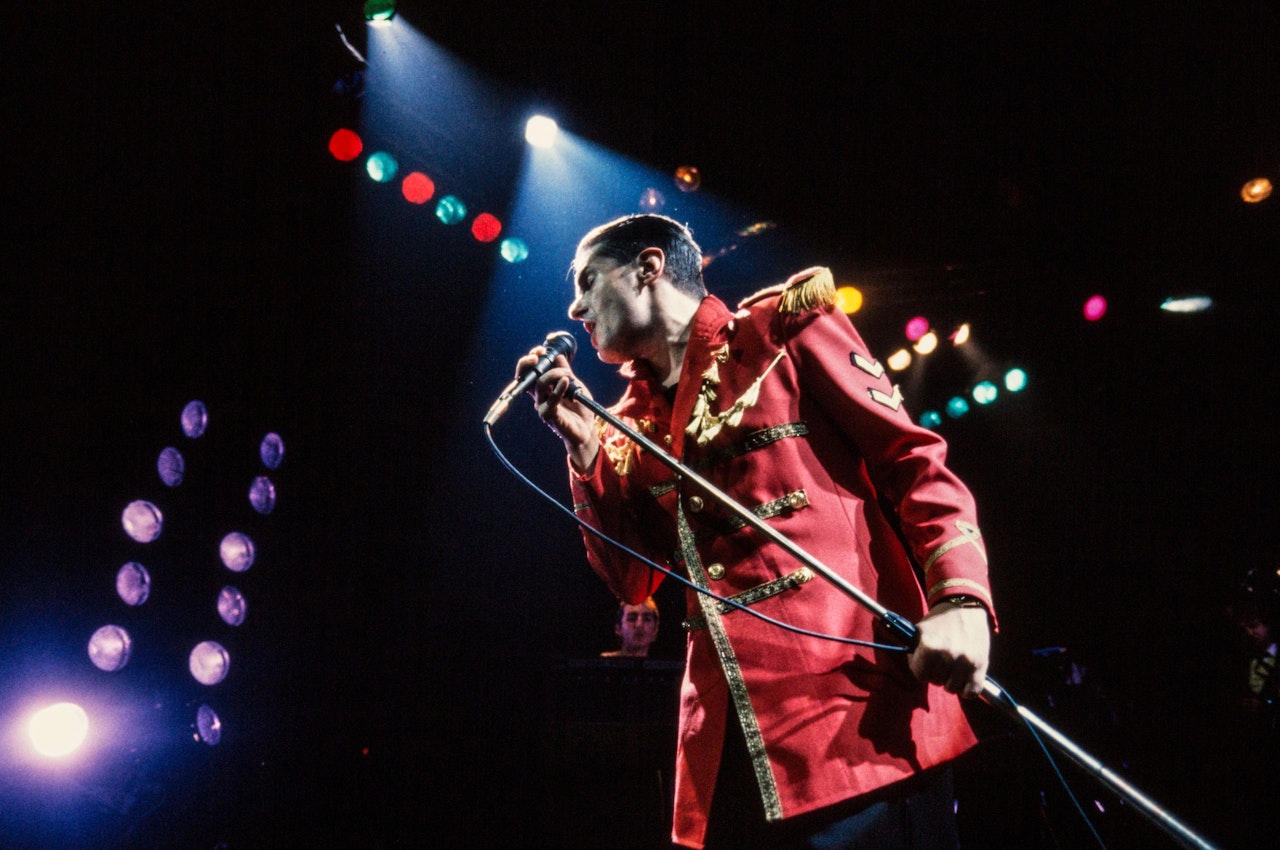 Heute.at - Ronacher lässt Falco wieder auferstehen