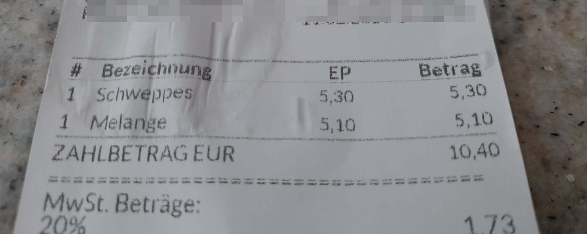 Ein Oberösterreicher zahlte kürzlich an einer Raststätte in Niederösterreich mehr als 10 Euro für ein kleines Schweppes (0,2 Liter) und eine Melange.