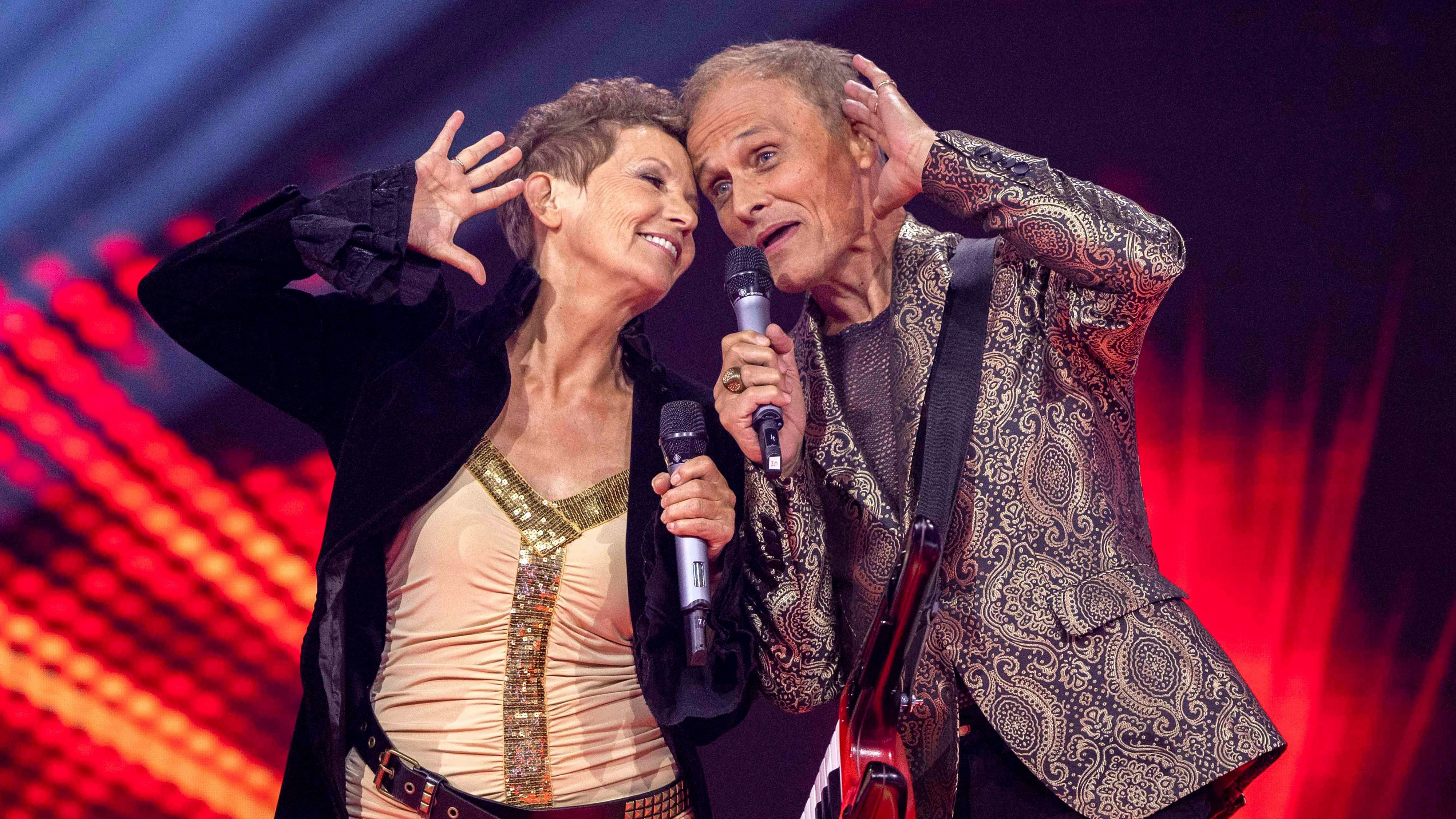 Download von www.picturedesk.com am 14.02.2023 (09:54).  ACT action_39933815 -- Paso Doble bei der Aufzeichnung der MDR TV-Show 'Die Ross Antony Show 2022' im Studiopark KinderMedienZentrum. Erfurt, 15.09.2022 - 20220915_PD19749 - Rechteinfo: Rights Managed (RM)