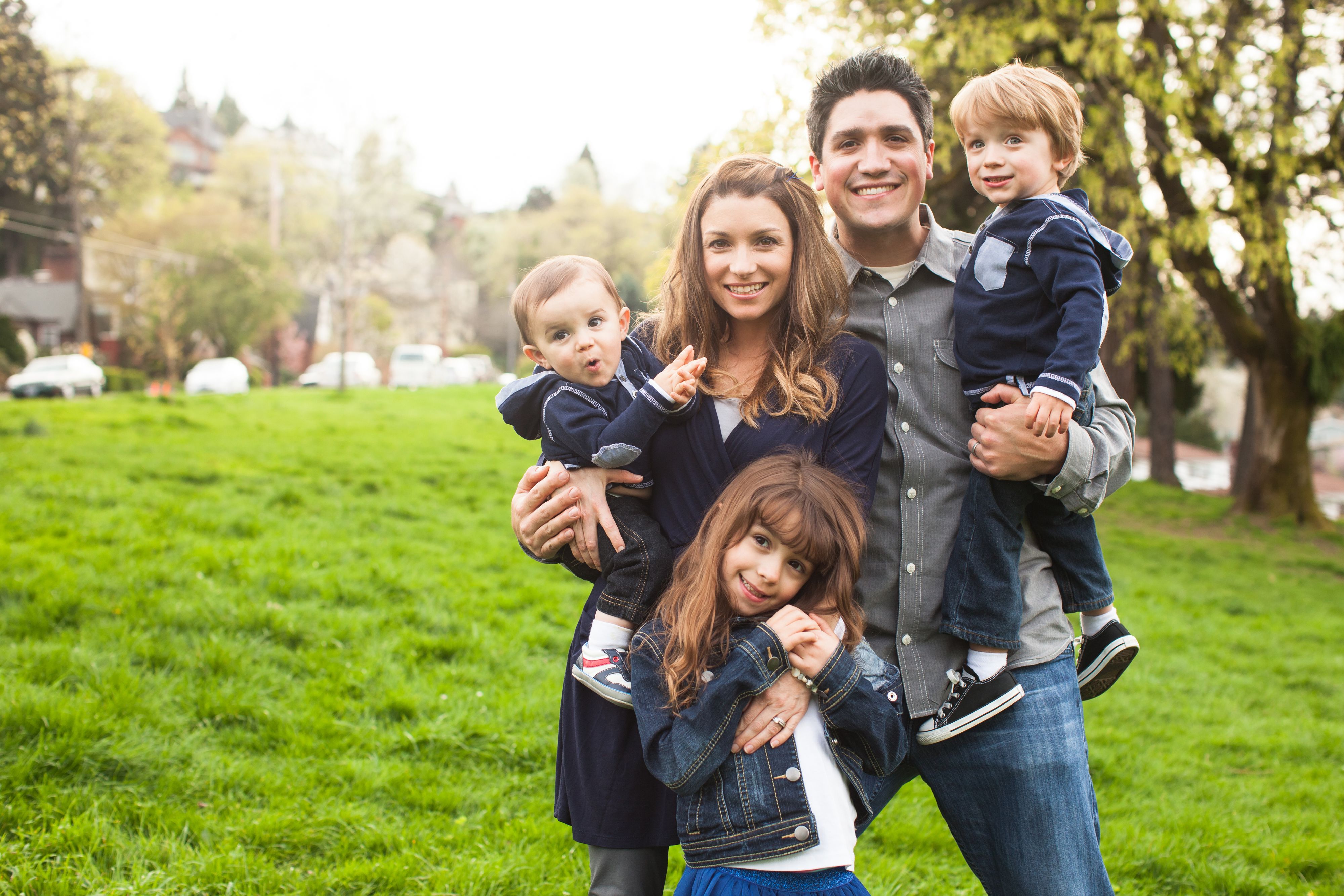 Familie mit drei Kindern