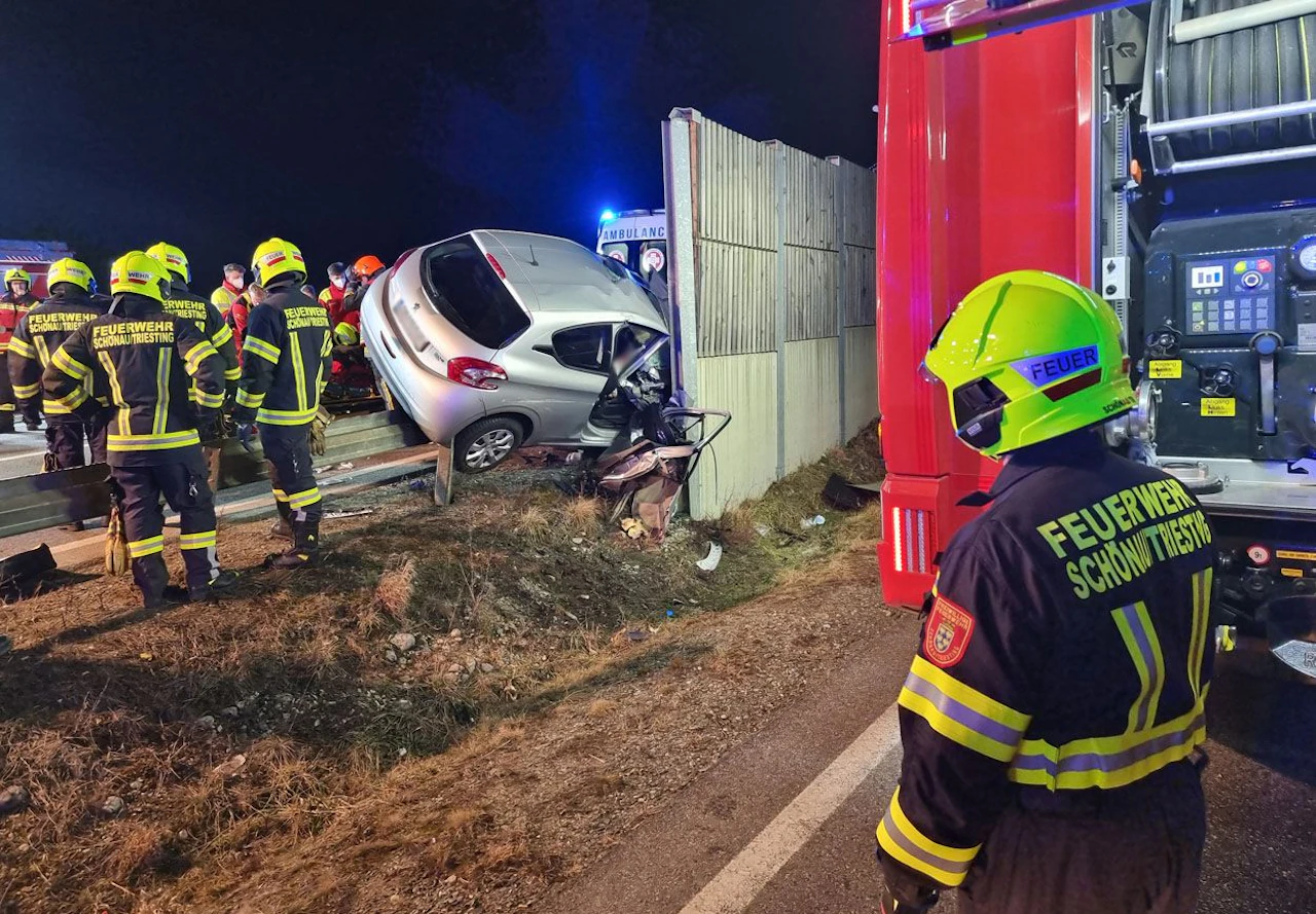 tödlicher unfall b17 königsbrunn heute