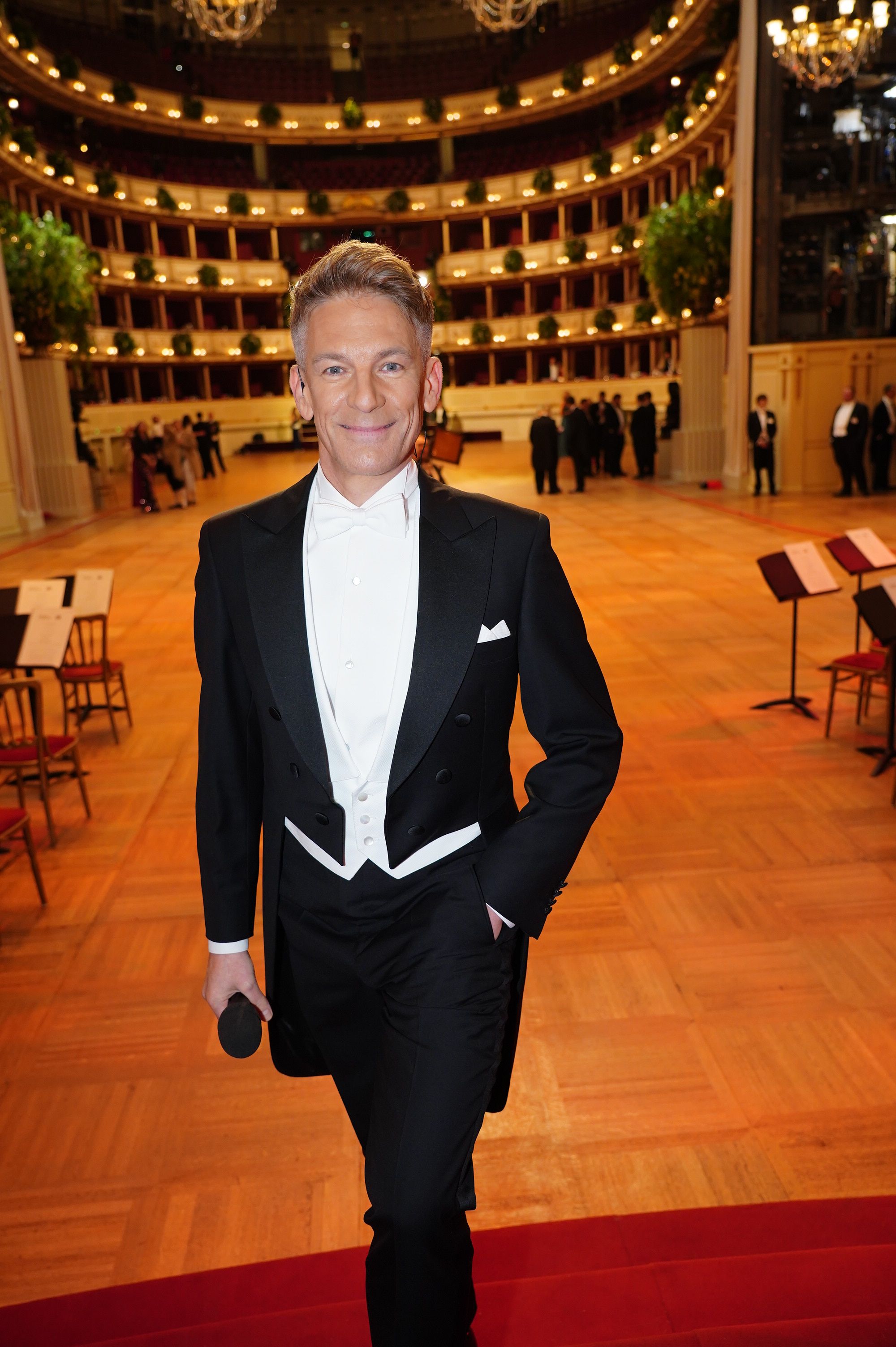 Andi Knoll ist sowohl im Radio als auch im ORF zu sehen.