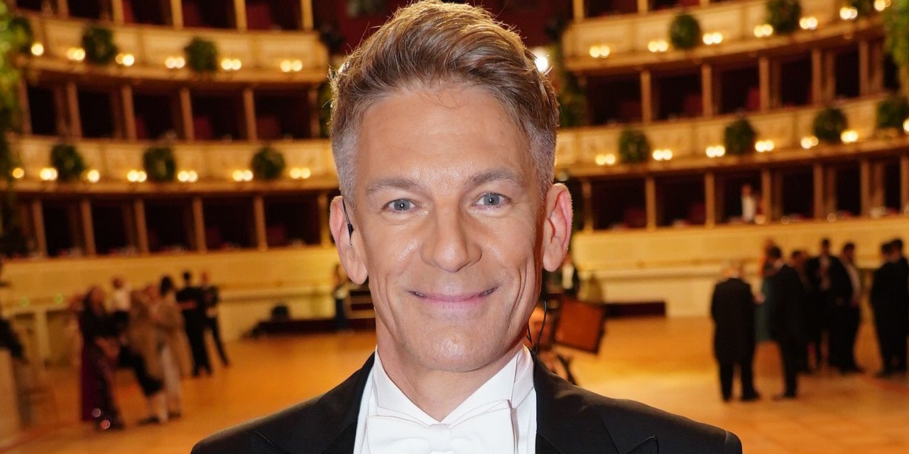 Andi Knoll moderiert den Opernball.