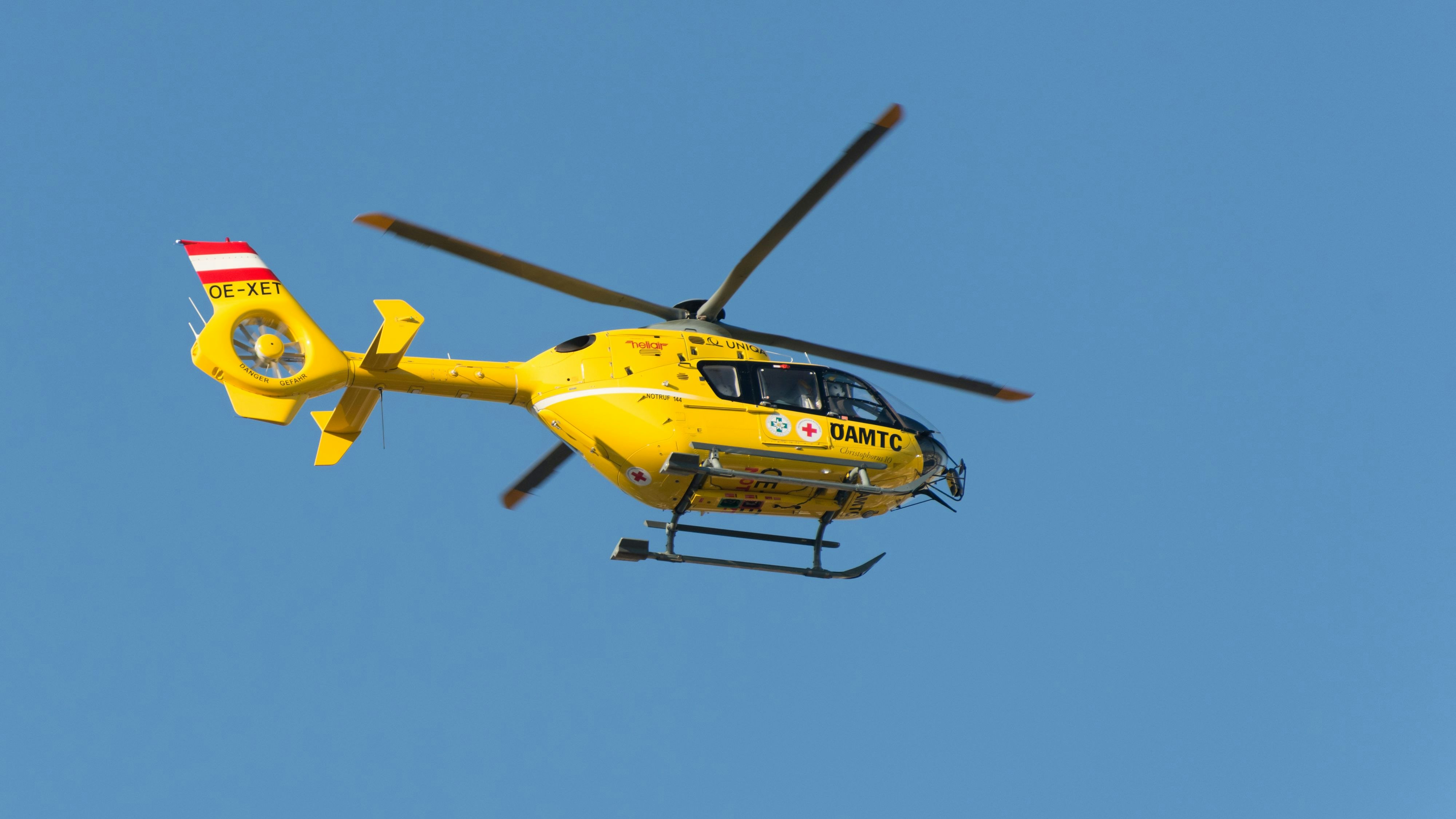 Heute.at - Alko-Lenker (33) rammt 3 Kinder, begeht Fahrerflucht