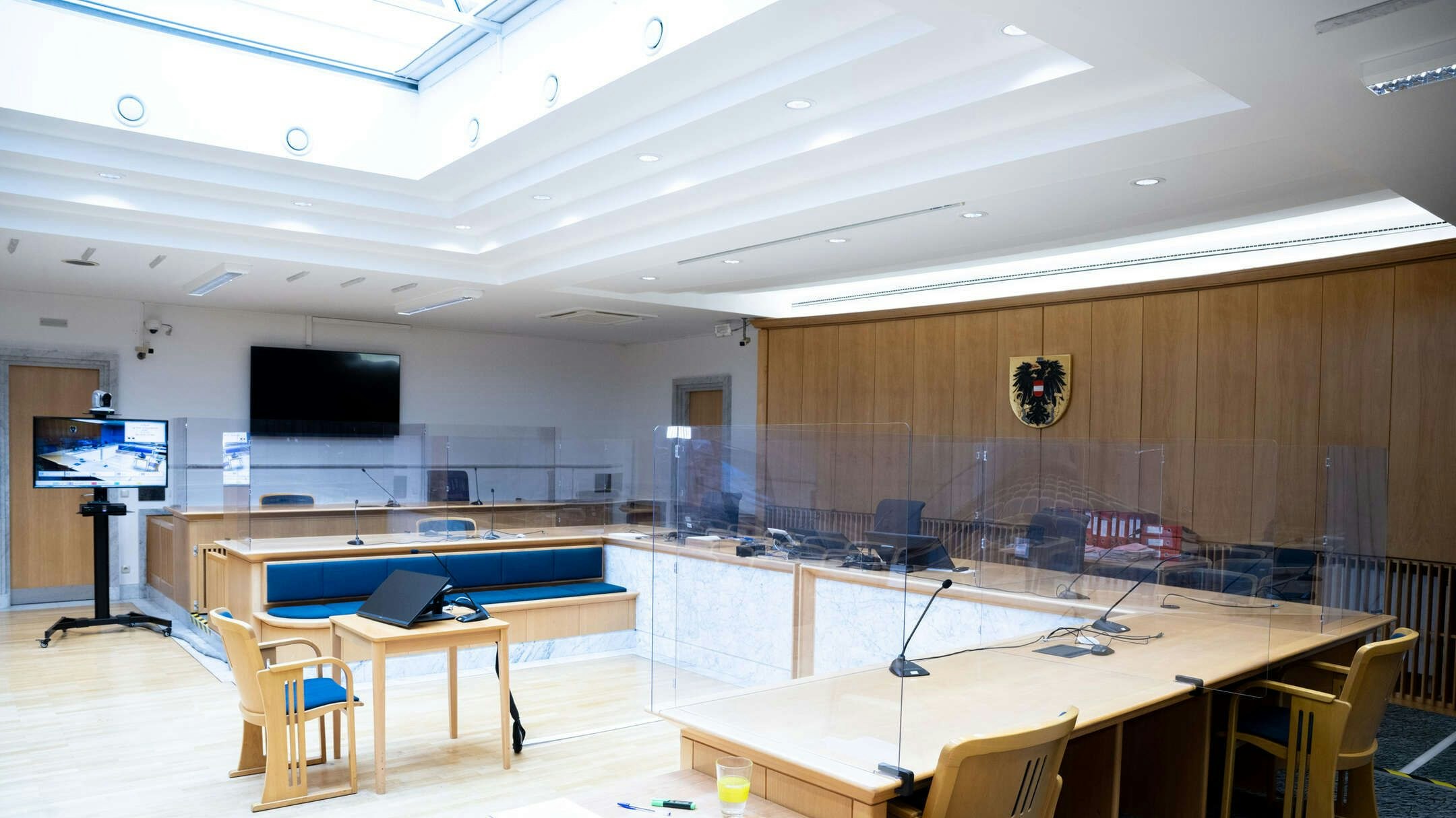 In Steyr standen zwei Brüder vor Gericht. Sie sollen Patienten geschädigt haben.