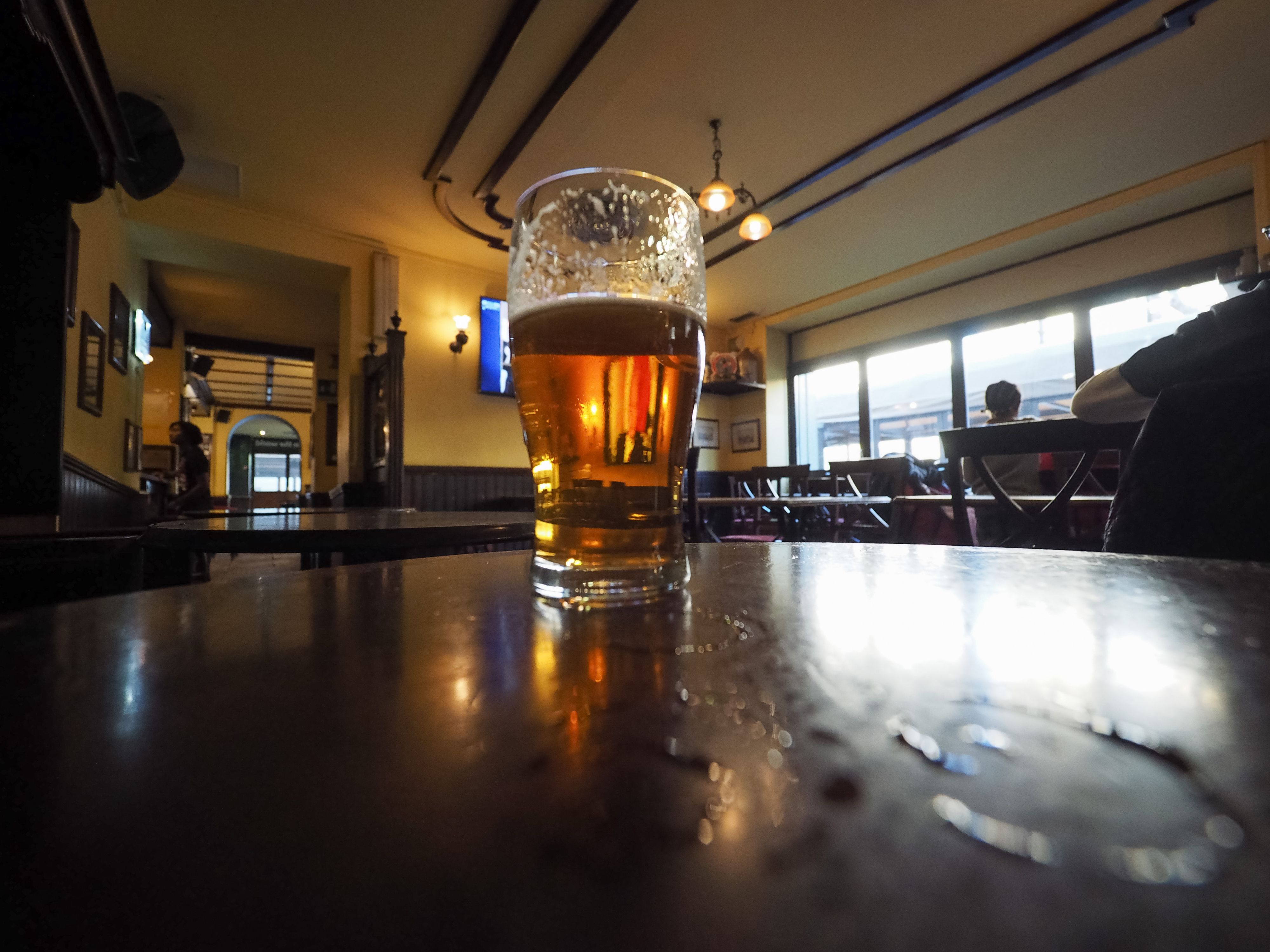 Corona-Vorkehrungen ignoriert: Wirt wurde zu Haft verurteilt!