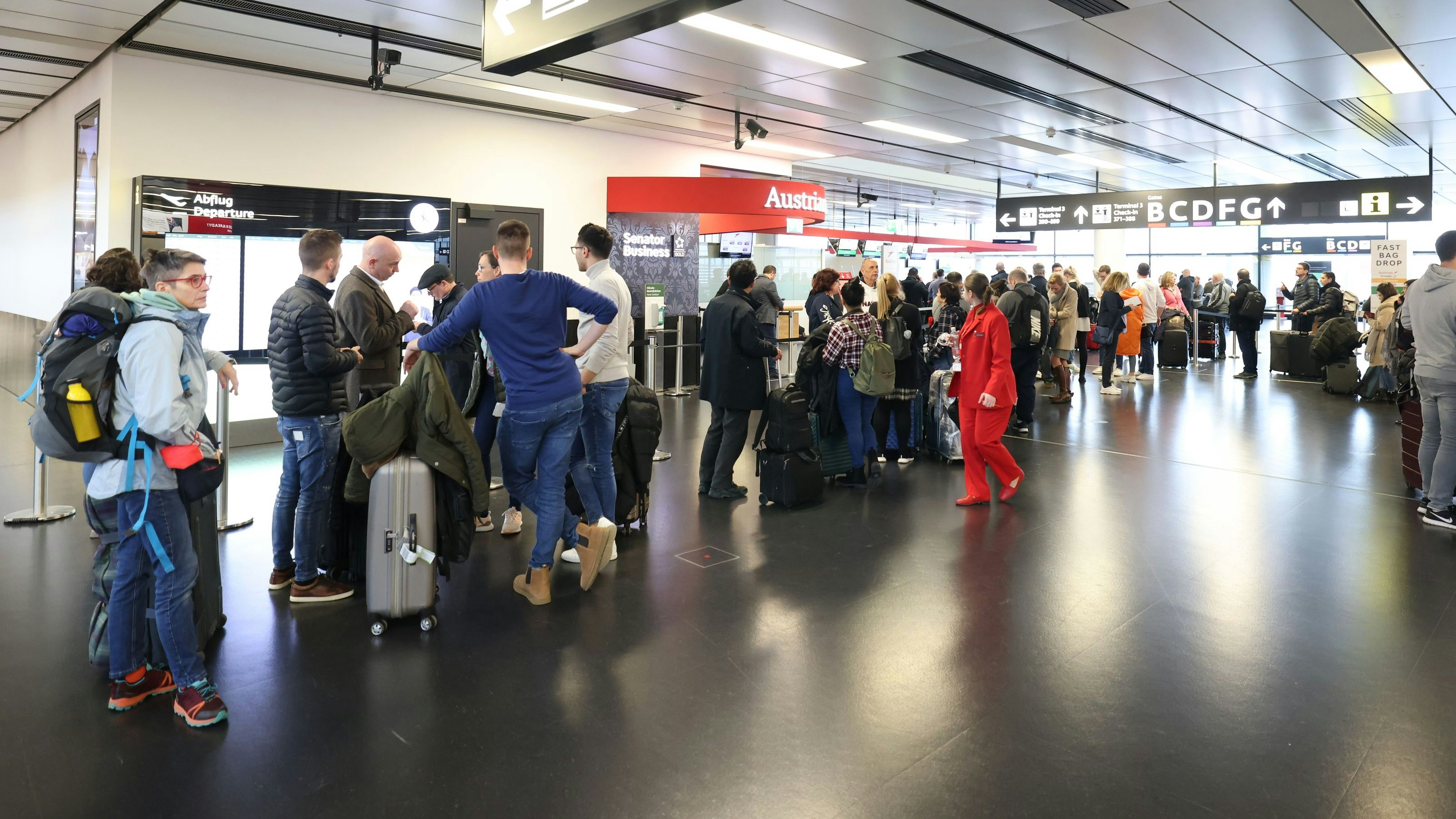 Schon am Mittwoch fielen wegen technischer Probleme zahlreiche Flüge am Wiener Flughafen aus.