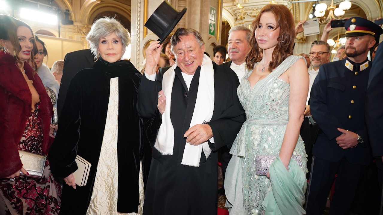 Heute.at - 4 Minuten zu früh – Fonda verließ genervt den Opernball