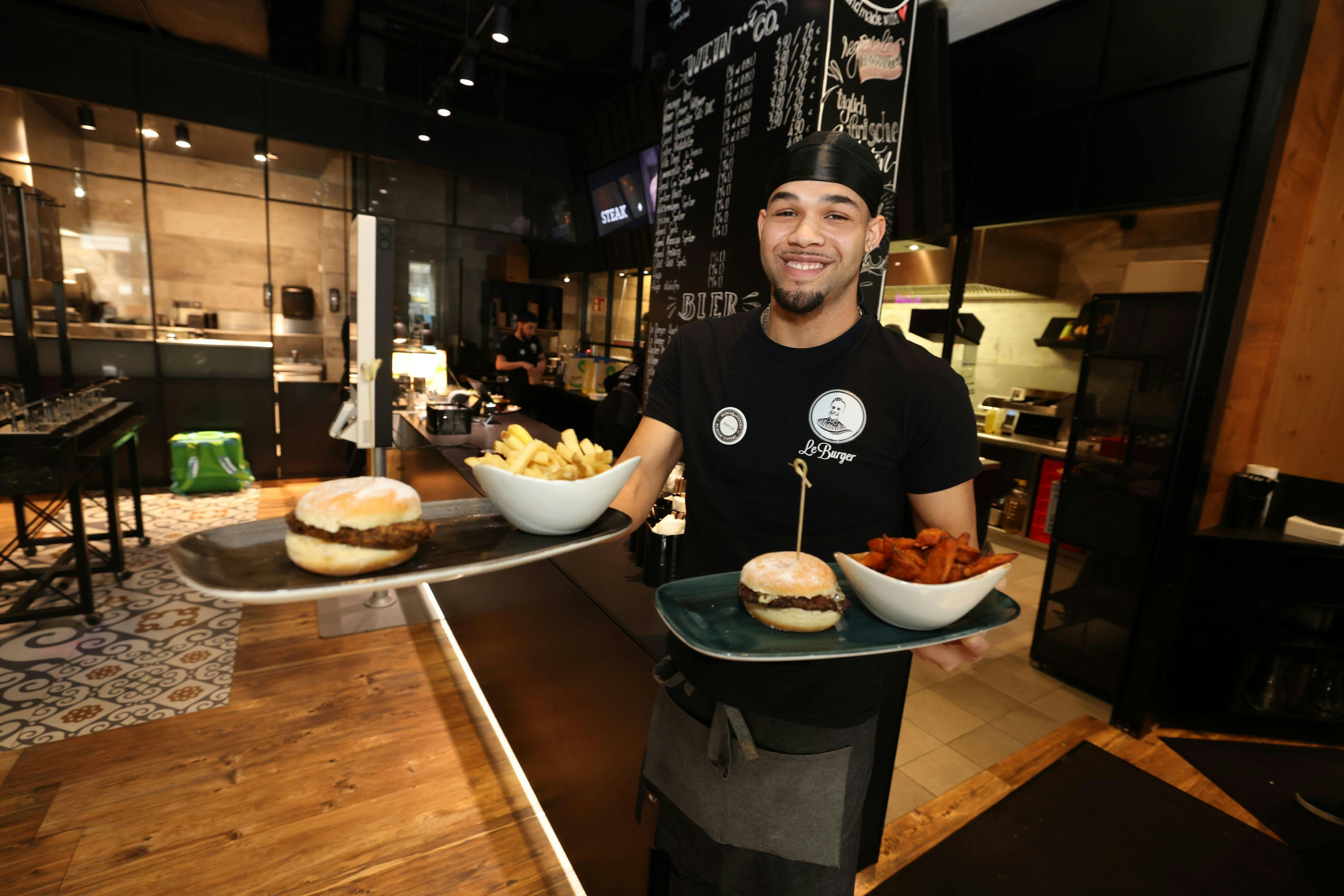 Herzhaft süß – &amp;quot;Heute&amp;quot; testet den Wiener Krapfen-Burger – Wien | Heute.at