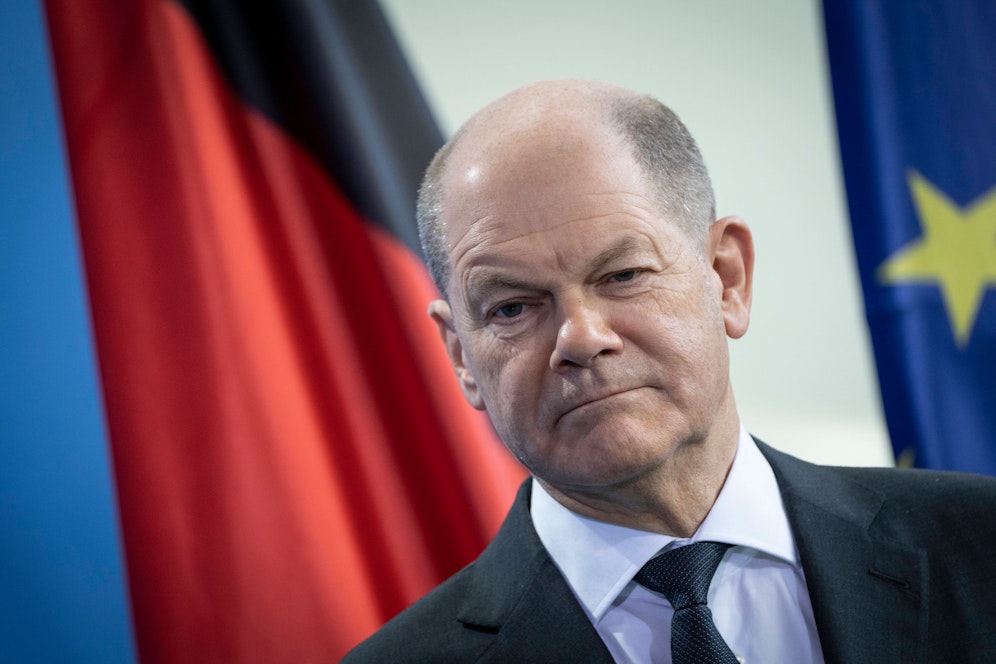 Der deutsche Kanzler Olaf Scholz fordert die Partner zur Lieferung von Panzern auf. 