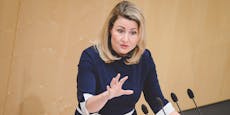 ORF-Gebühr für ALLE – Opposition attackiert Ministerin