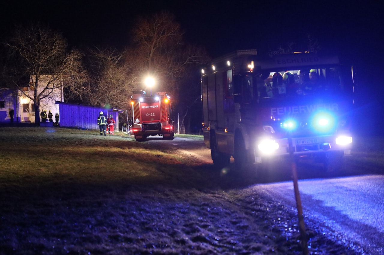Heute.at - Großeinsatz in OÖ! Heizraum beginnt plötzlich zu brennen