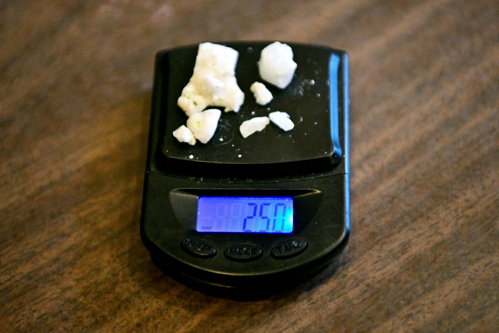 Mehrere Beamte und Beamtinnen der Berliner Polizei stehen im Verdacht, beschlagnahmtes Kokain konsumiert zu haben.(Symbolbild).