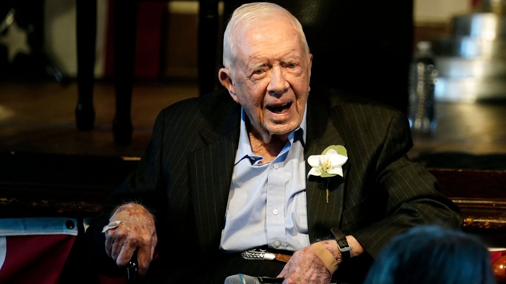 Nach mehreren Spitalbehandlungen hat sich Jimmy Carter in Hospizpflege begeben.