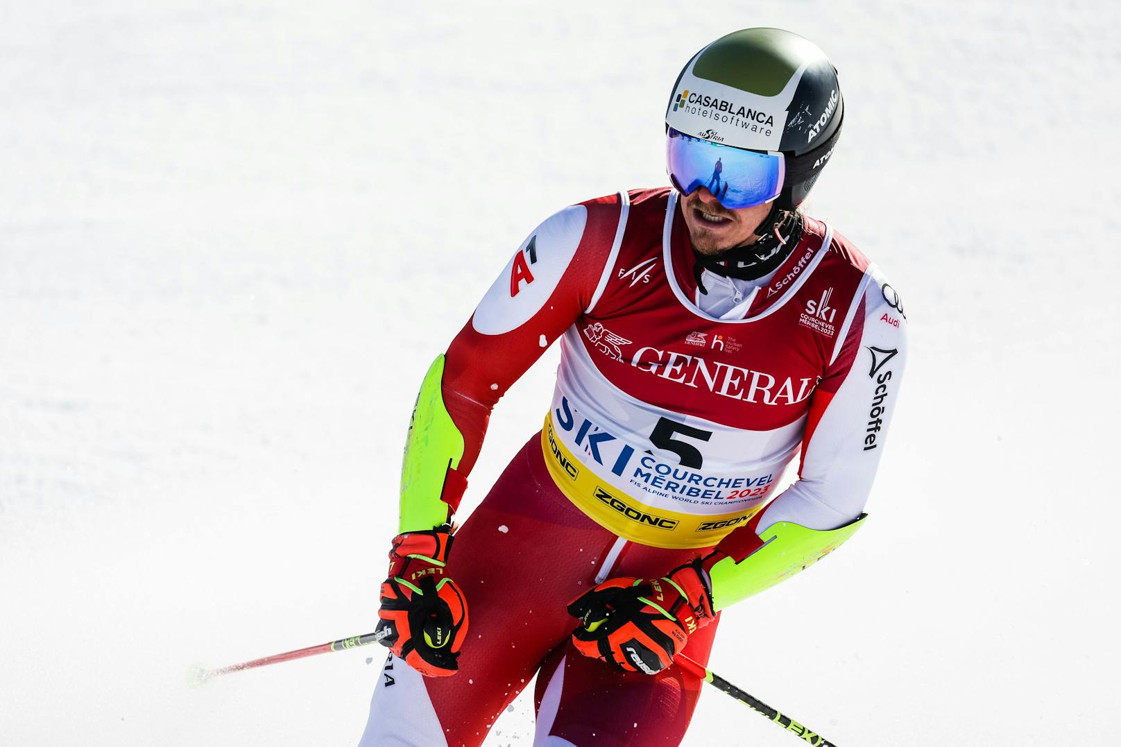 <strong>Herren-Slalom:</strong> <strong>Manuel Feller</strong> beendete den ersten Durchgang auf Platz eins, fiel in der Entscheidung aber auf Rang sieben zurück. <strong>Marco Schwarz</strong> wurde als Sechster bester Österreicher.