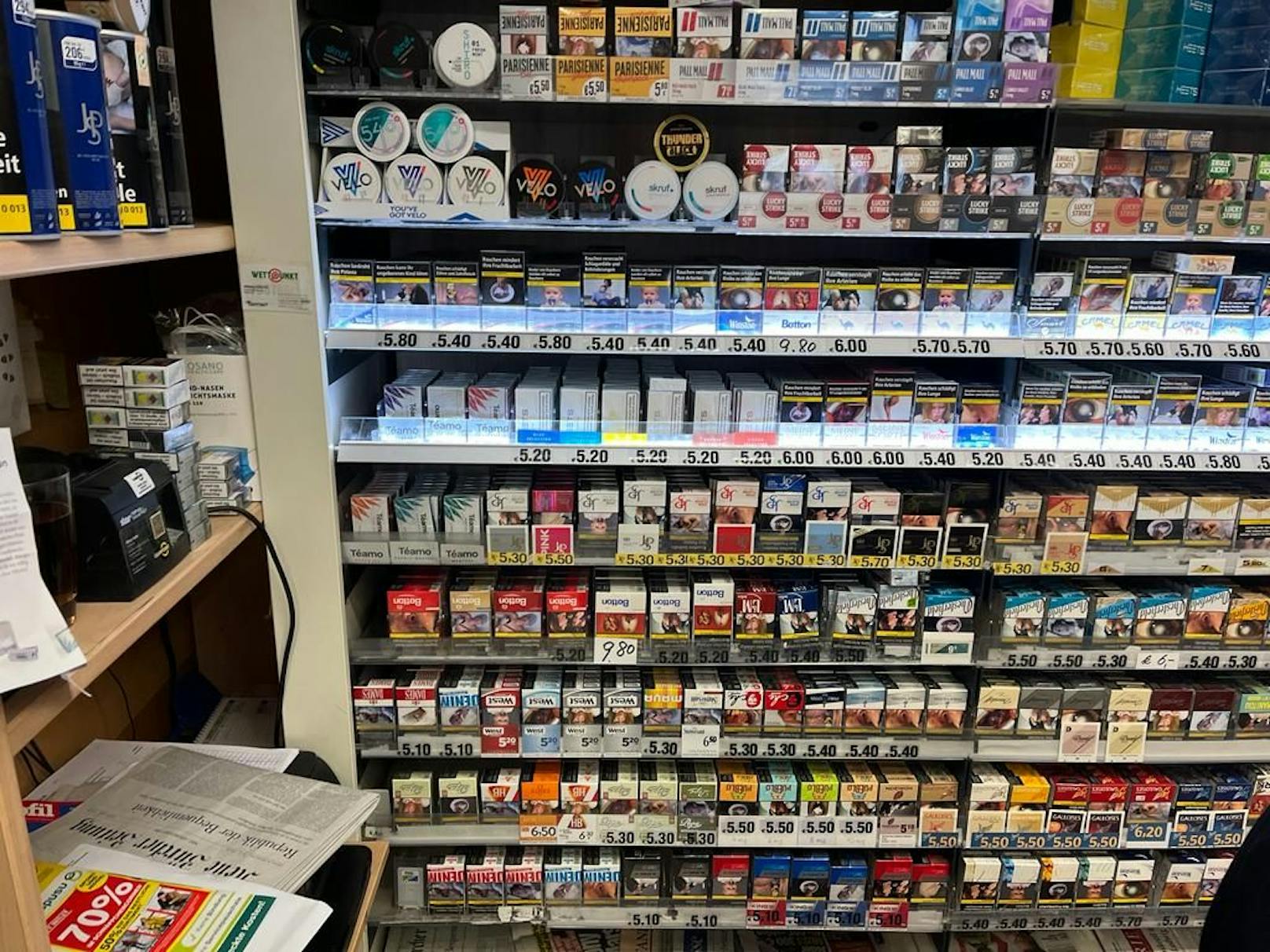 Adieu billige Tschick: Ab 1. März werden viele Zigarettenmarken um 30 Cent teurer.