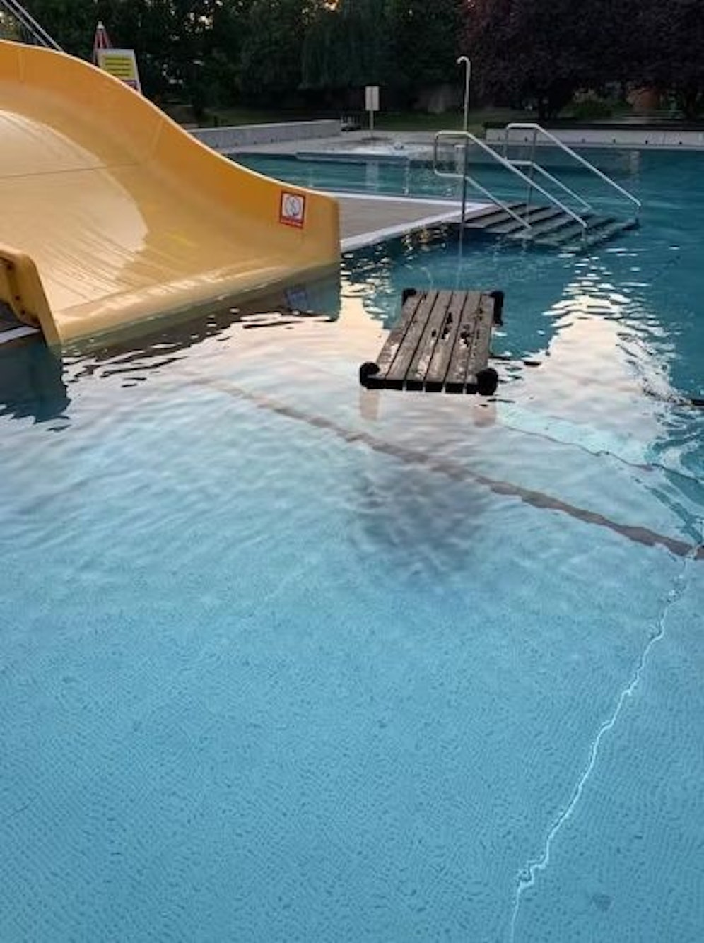 Vandalen wüteten im Freibad Neunkirchen
