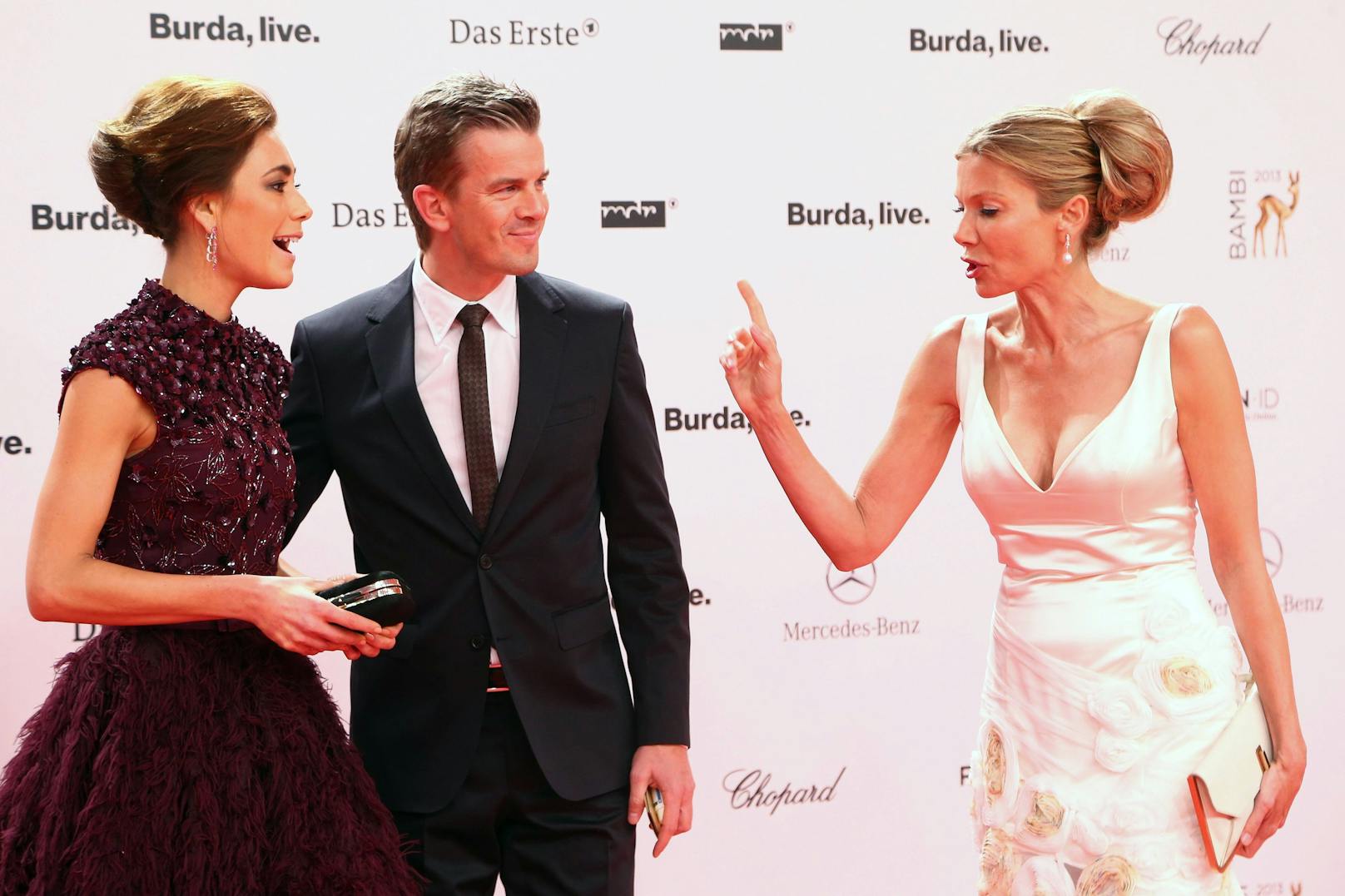 Markus Lanz und bald Ex-Frau Angela Gessmann und Ursula Karven bei der BAMBI Verleihung 2013. 