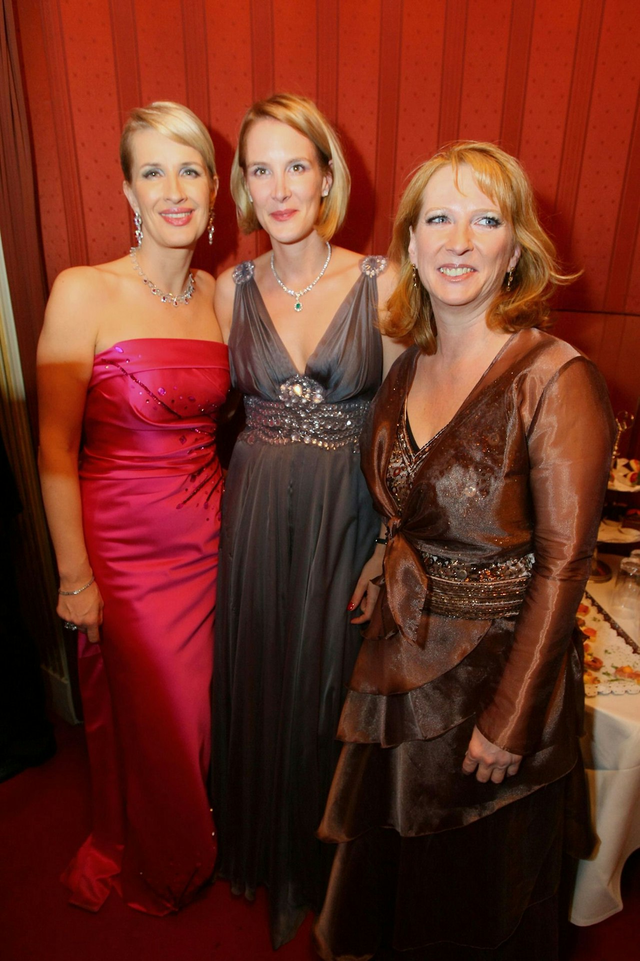 Eva Dichand am Opernball – Eva Dichand | heute.at Eva Dichand am Opernball – Eva Dichand | heute.at