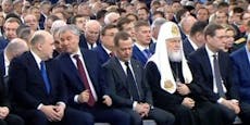 Bei Putins Wut-Rede schliefen seine Komplizen ein