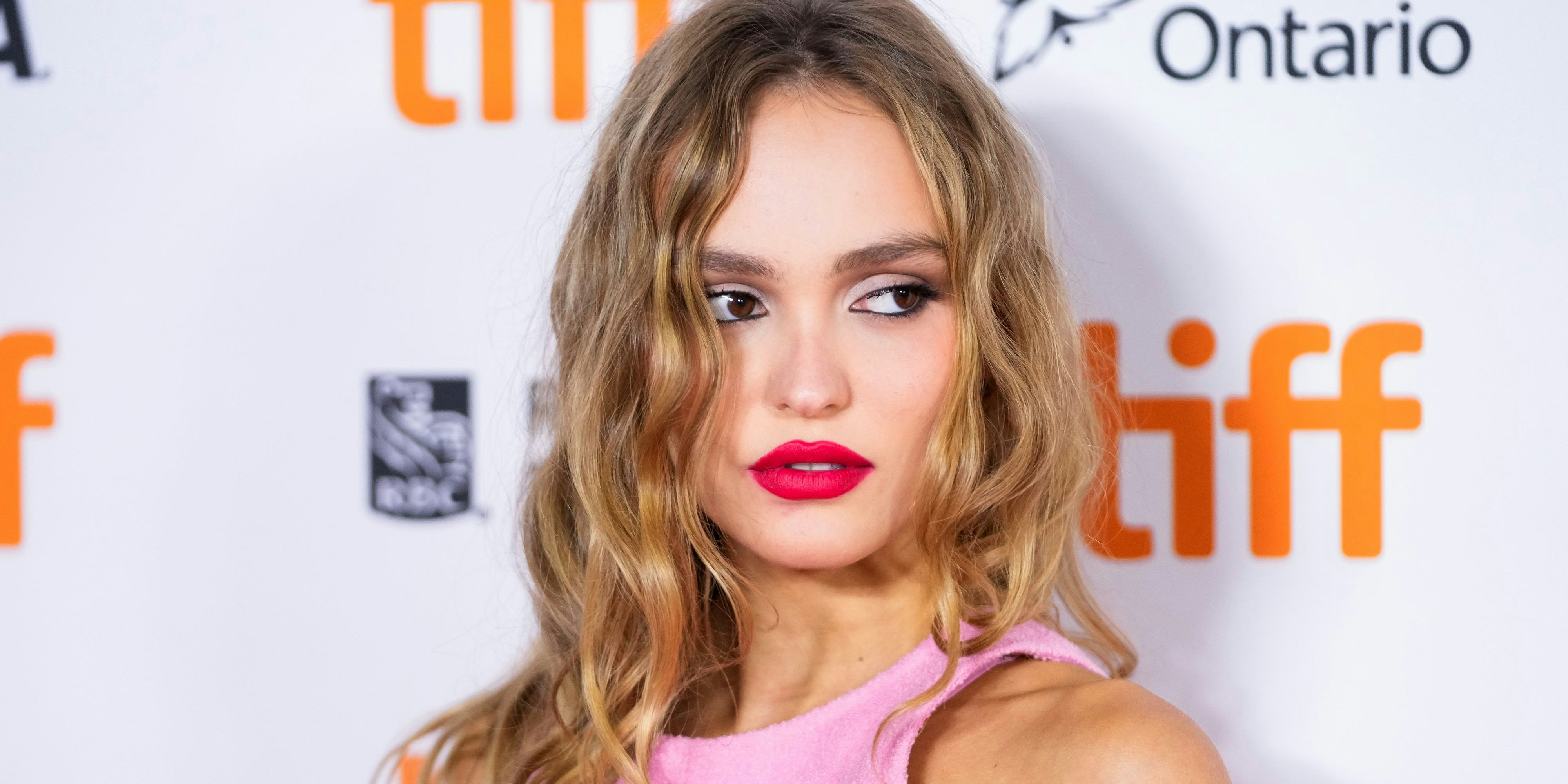Lily Rose ist die Tochter von Johnny Depp und Vanessa Paradis.