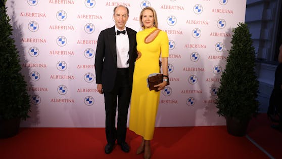Eva Dichand ist seit 2002 mit "Krone"-Herausgeber Christoph Dichand verheiratet. Die beiden haben drei Kinder.