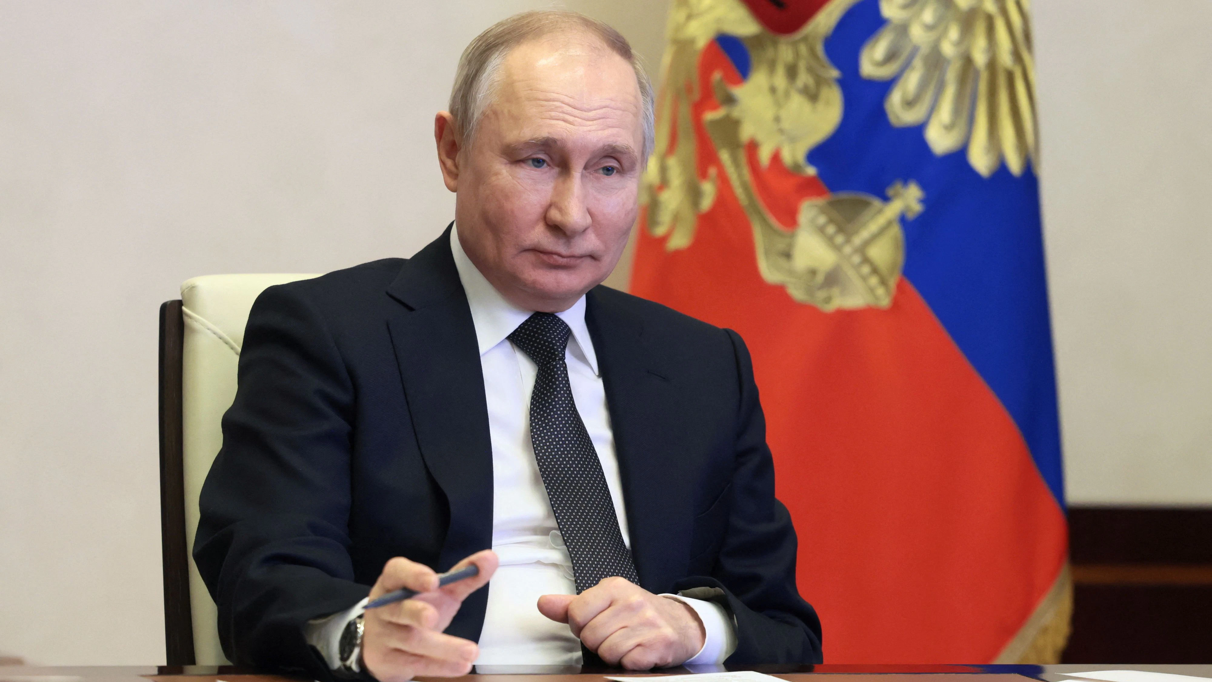 Russia's President Vladimir Putin takes part in an event marking Gazprom's 30th anniversary, via video link at a residence outside Moscow, Russia February 17, 2023. Sputnik/Mikhail Metzel/Pool via REUTERS ATTENTION EDITORS - THIS IMAGE WAS PROVIDED BY A THIRD PARTY.