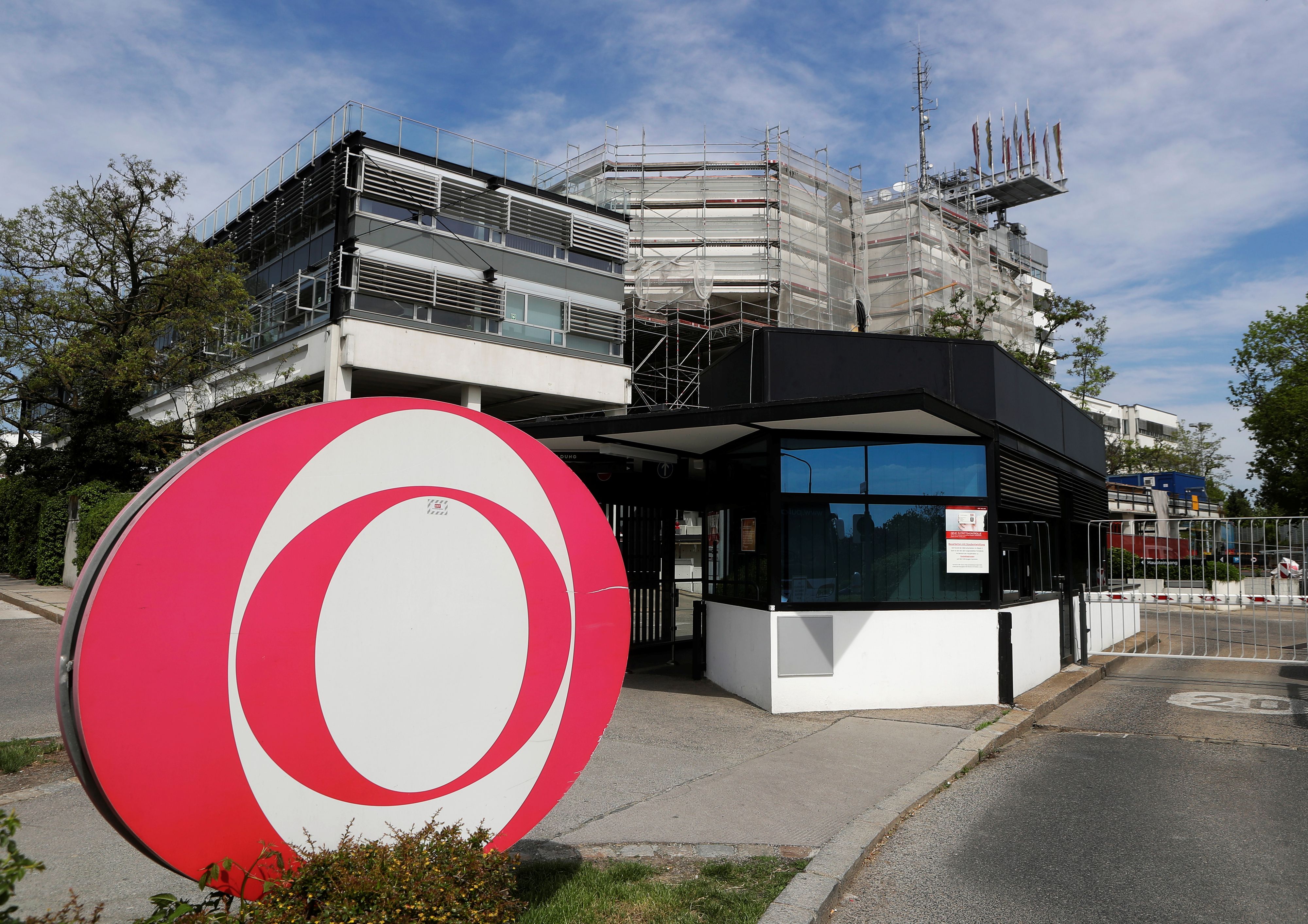 Der ORF drückt Haushalten eine neue Gebühr auf, die auch Unternehmen ihre Geschäftsgrundlage nimmt.