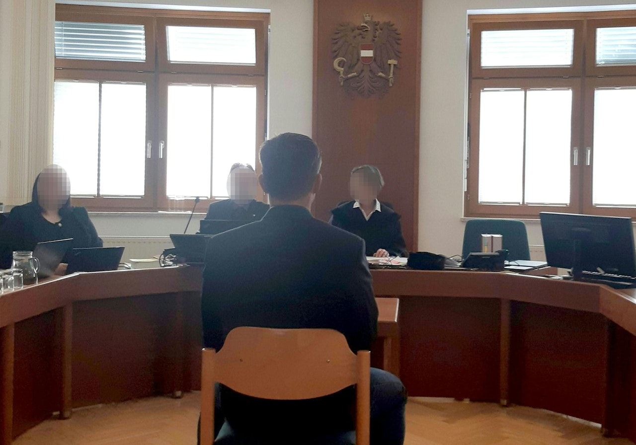 Heute.at - Mopedlenker (15) tot – bedingte Haft für Polizisten